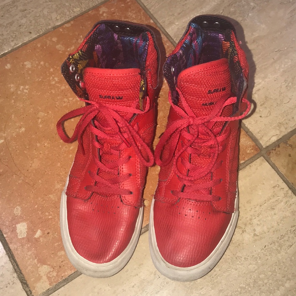 Supras sneakers
